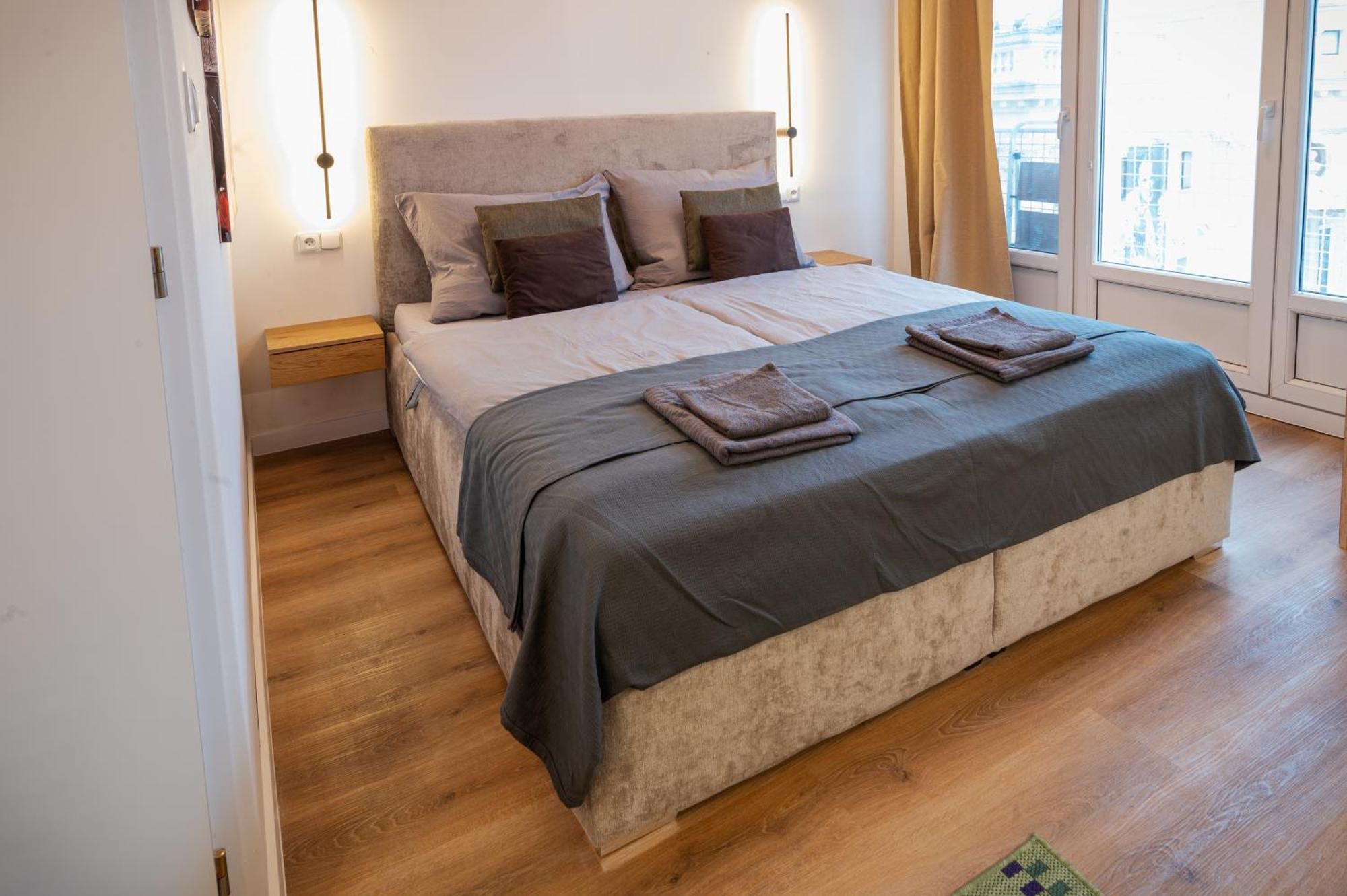 Modern Apartment In Historic City Center Old Town Bratislava Dış mekan fotoğraf